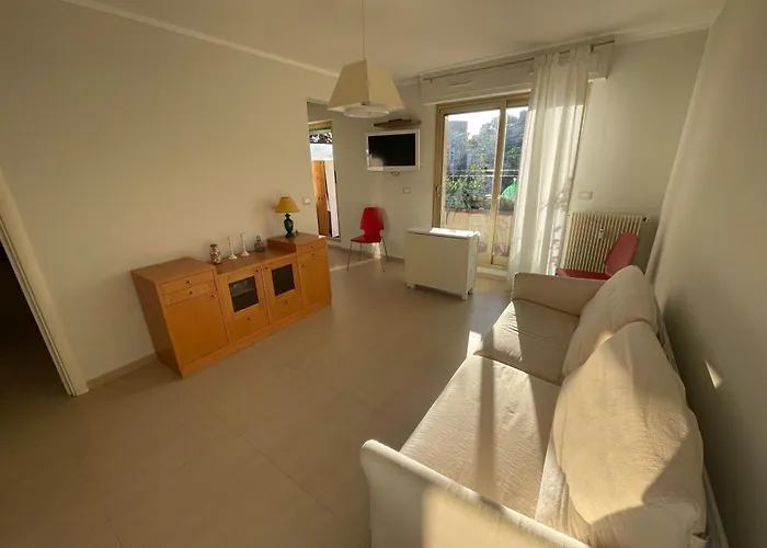 Lovely Sunny Apartmán *
